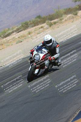 media/Oct-17-2024-Racers Edge (Thu) [[f51934c085]]/B Group/Session 2 (Turn 6 Inside)/